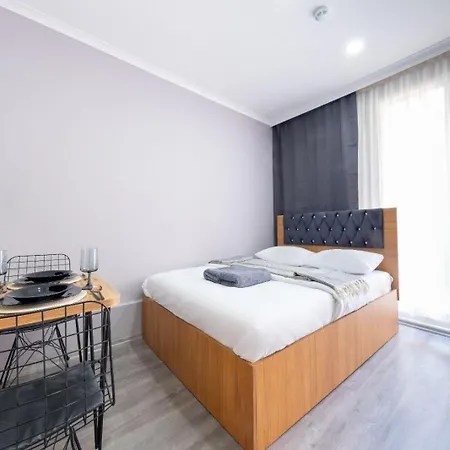 Lomend Стамбул