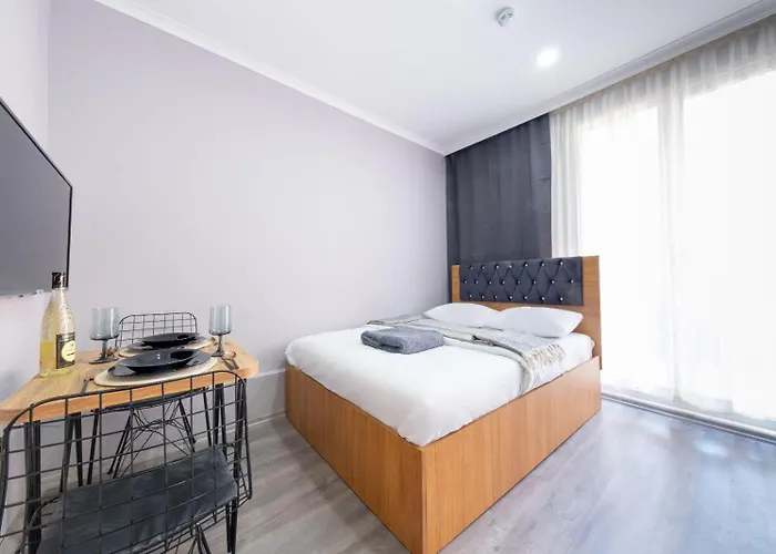 Lomend Стамбул